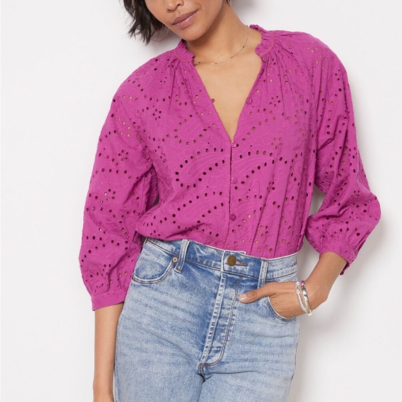 Evereve Tops - Evereve Larisa Eyelet Top